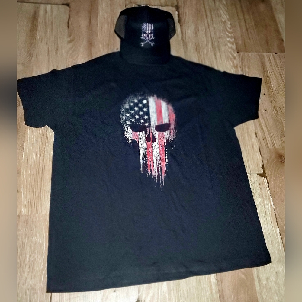 Black Skull Graphic T-Shirt